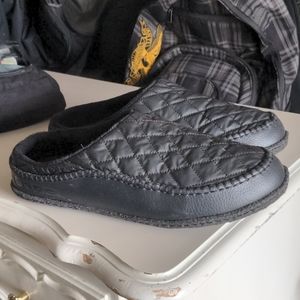 Sorel Falcon Ridge slippers